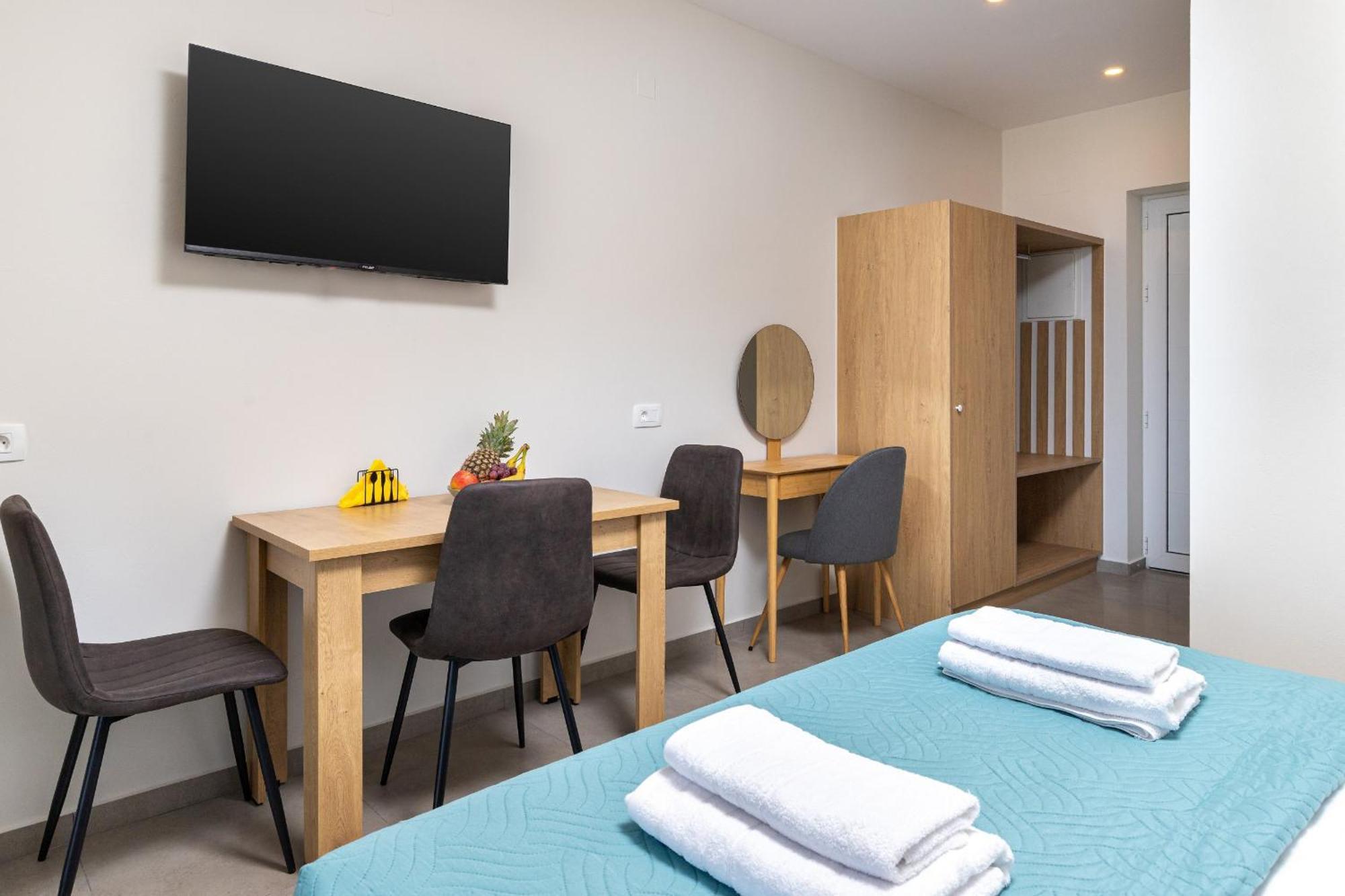 Meli Apartments Paleochora Εξωτερικό φωτογραφία